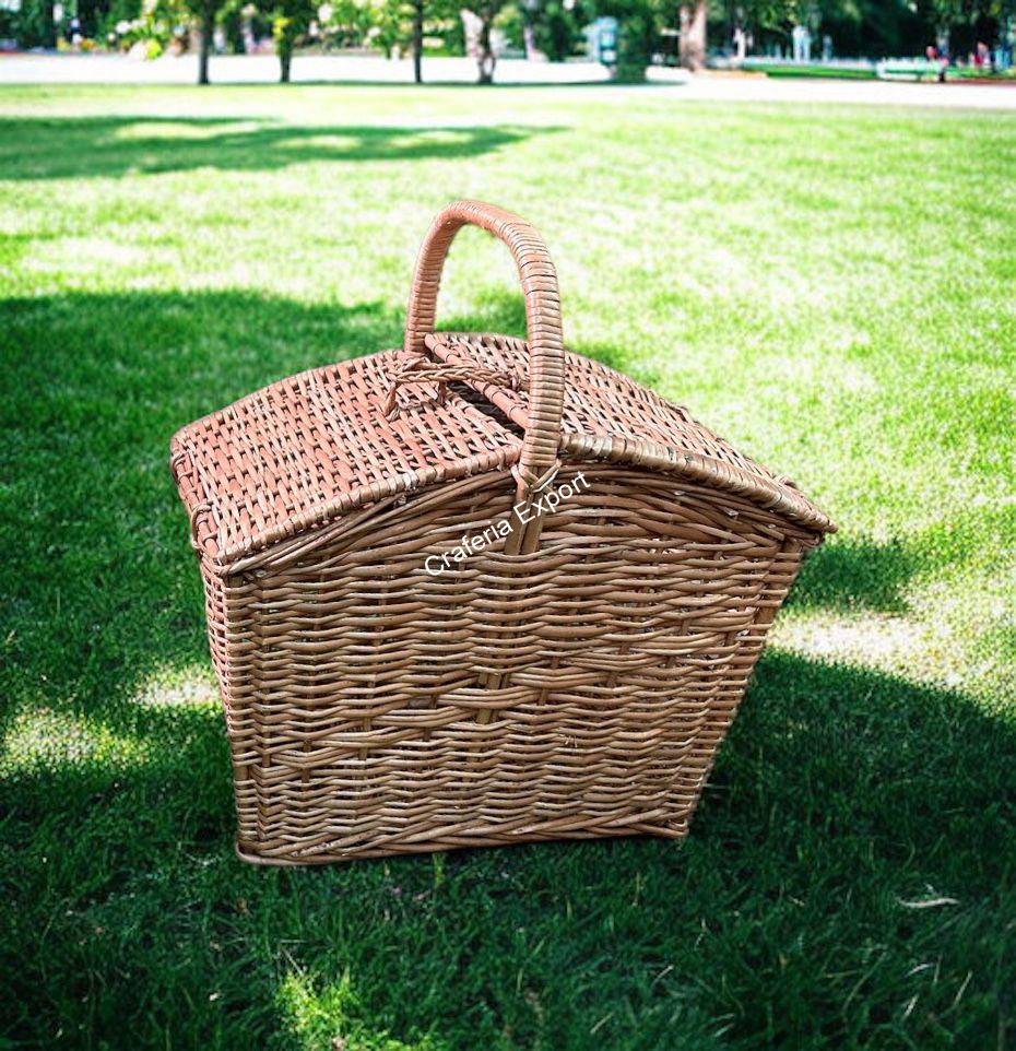 Eco-friendly Cane Laundry Picnic Basket / Rattan Wicker Storage Baskets - Brown color