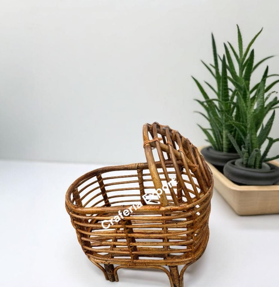 Bamboo Cane Baby Bed for Photography Prop /Cane Pram for Photos / Newborn Baby Photoshoot Cane Bed Prop