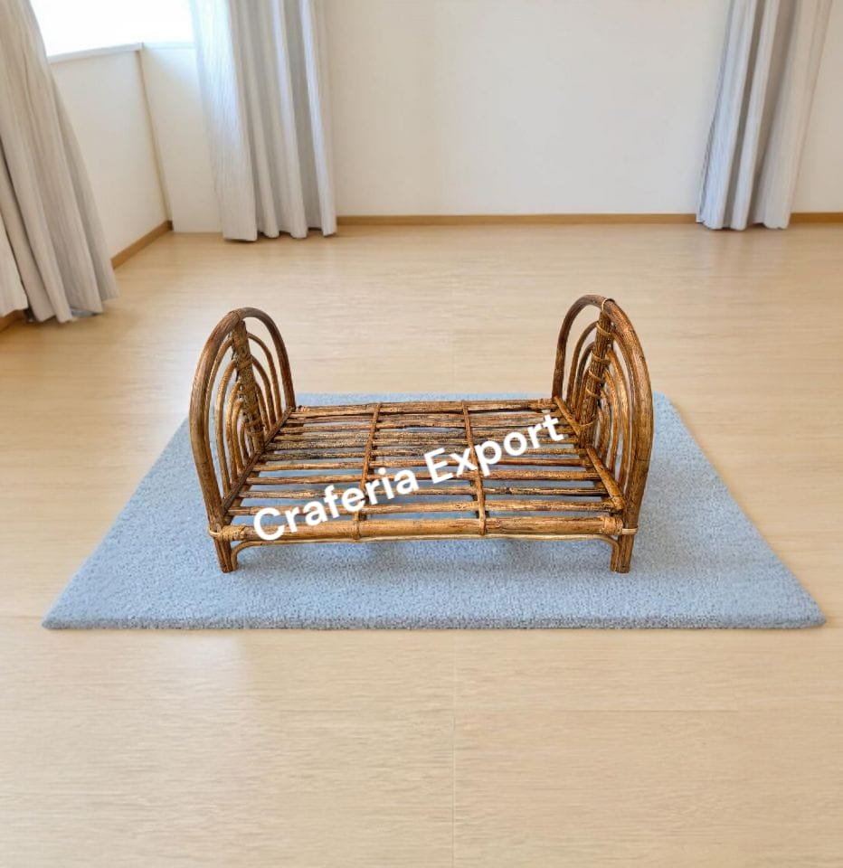 Bamboo Cane Newborns Bed / Basket / Infant Girl Photography Props / Posing basket for Photography / Cane Cradle Bed