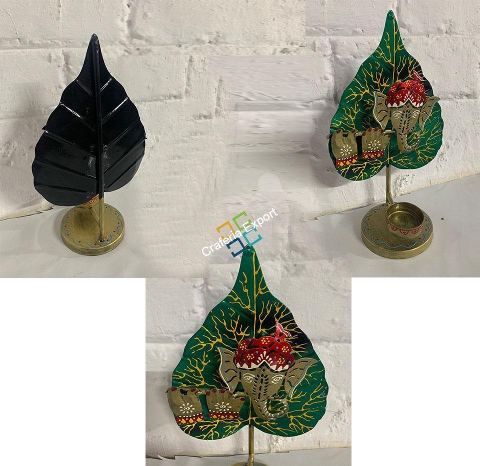 Patha/leaf Ganesh Tealight candle holder with showpiece