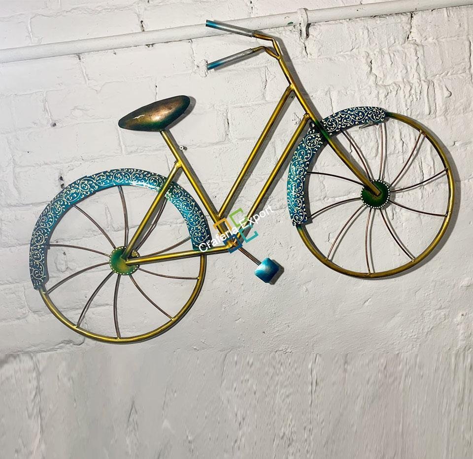 Antique Retro Metal golden cycle wall decorative showpiece