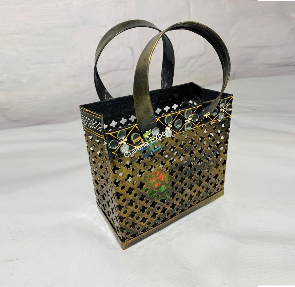 Unique Design Tea /Candle Light Decoration Showpiece For Home ,Hotels, Cafe For Any Occasion