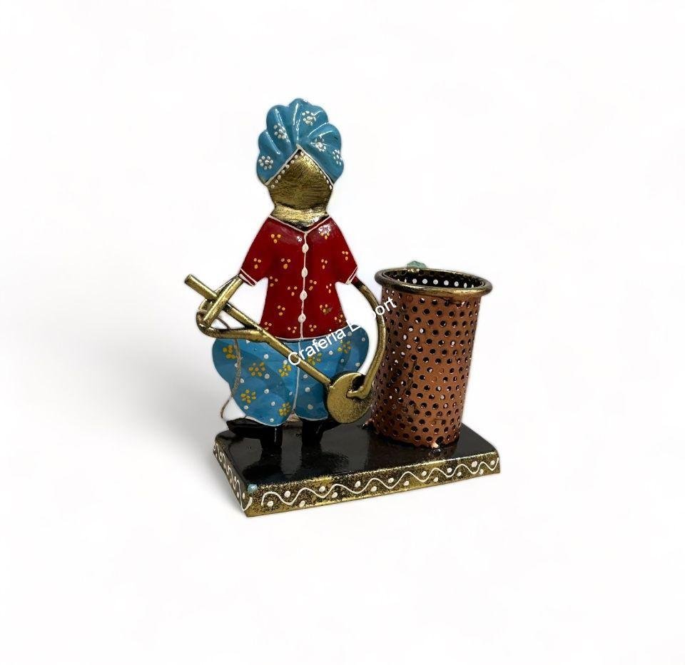 Musical Men Metal Pen Holder/Desk Organizer Showpiece for office / home / gifts