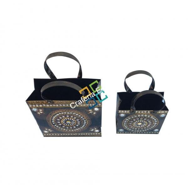Royal handicraft designer decorative metal dustbin showpiece