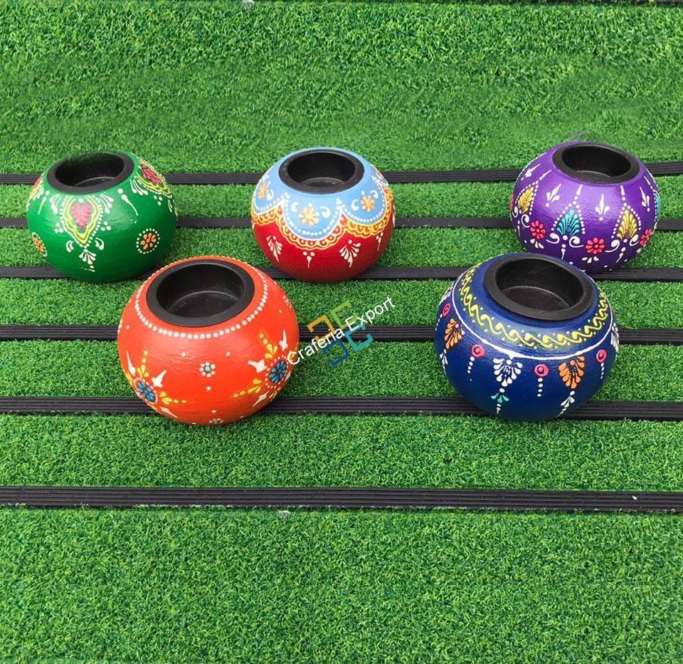 Wooden Candle Holder round shaped  for home decor (set of 5)