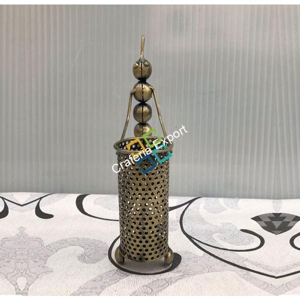 Metal Caterpillar Pen Stand/Stationery Holder/ Unique Showpiece