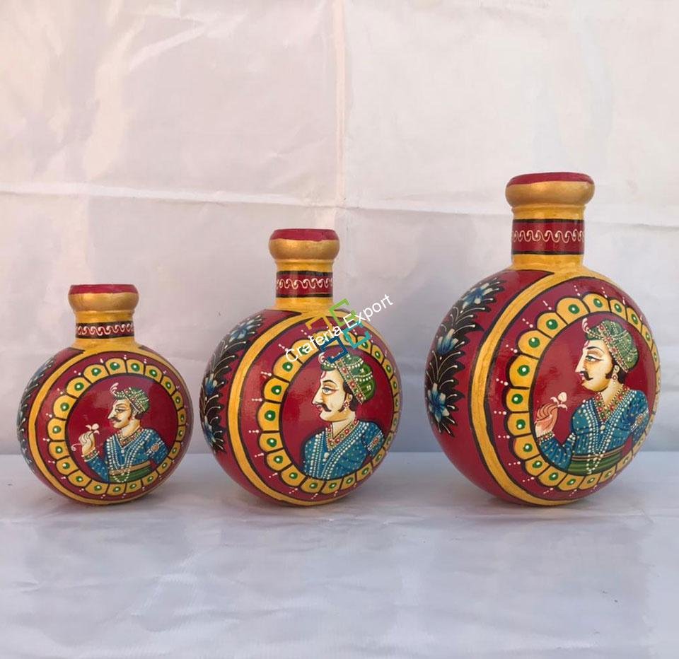 Handicrafted decorative flower pot painted by mughal shasak kalakriti (set of 3)