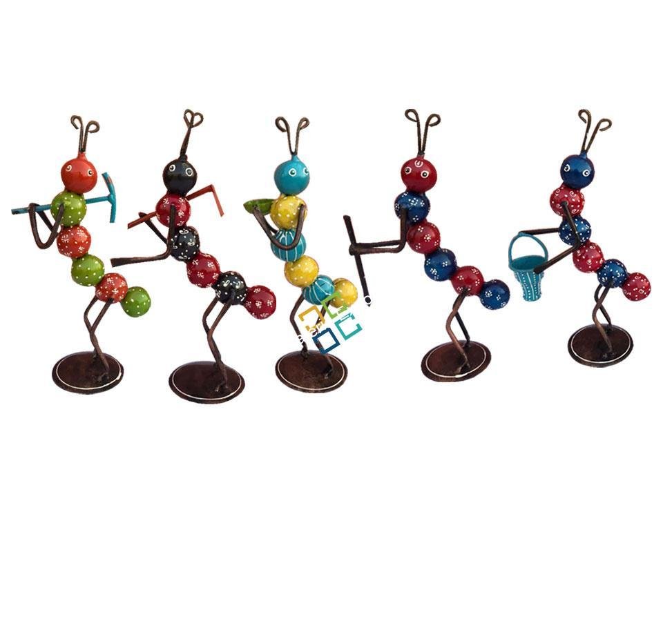 Trendy Multicolor Ant Labour showpiece for Home Decor/Office /Gifts Items (set of 5)