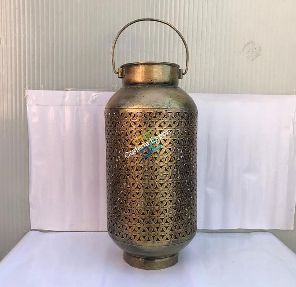 Handicraft metallic T-light candle holder/gift item/home decor