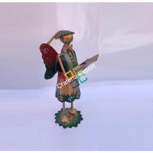 Metal Figurine Unquie Gifts showpiece / mini Doll Standing (set of 3)