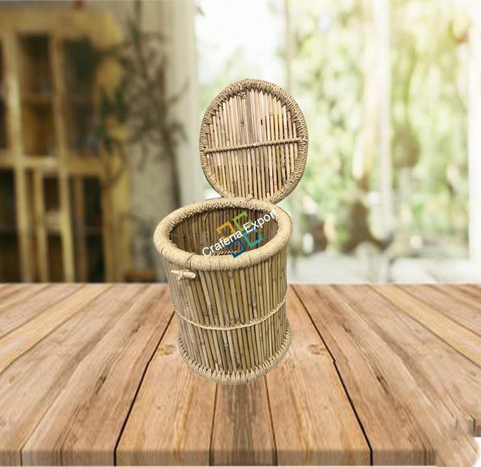 Natural Eco-friendly Handmade Bamboo Basket Storage Box in Round Shape with Lid
